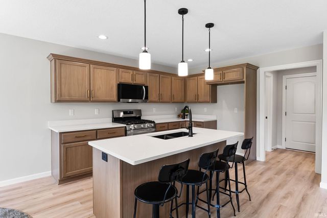 884 Lagonda Trail, Fort Wayne, IN 46818