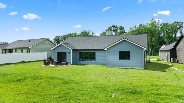 884 Lagonda Trail, Fort Wayne, IN 46818