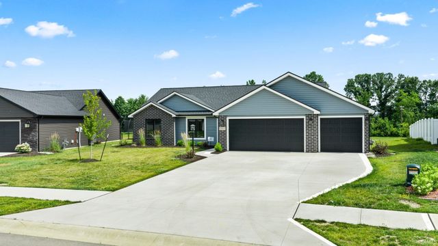 884 Lagonda Trail, Fort Wayne, IN 46818