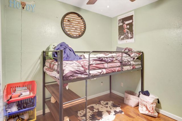 1216 Charlene Drive, Bolivar, MO 65613