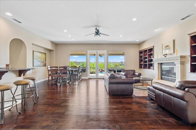 3621 Black Oak Dr, Rocklin, CA 95765