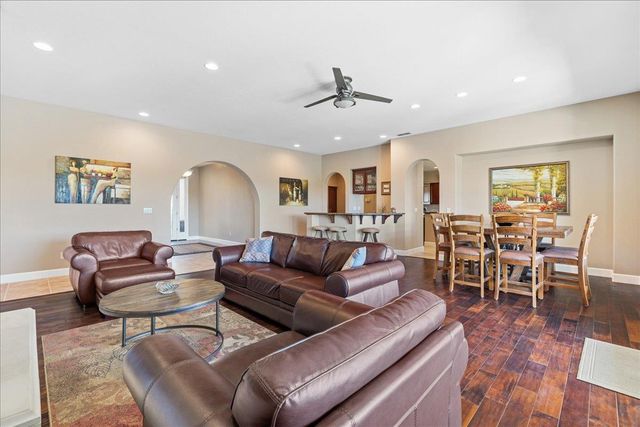 3621 Black Oak Dr, Rocklin, CA 95765