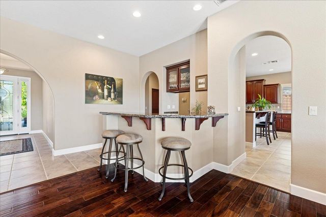 3621 Black Oak Dr, Rocklin, CA 95765