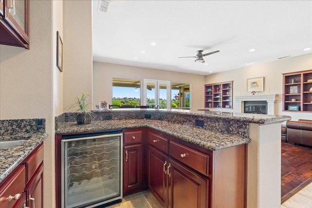 3621 Black Oak Dr, Rocklin, CA 95765