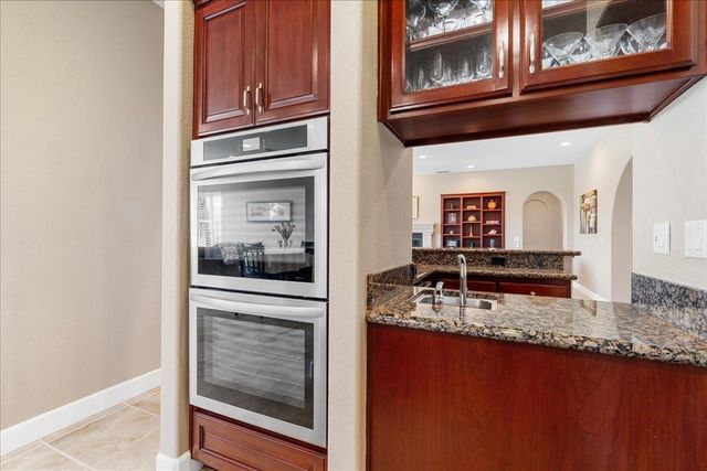 3621 Black Oak Dr, Rocklin, CA 95765