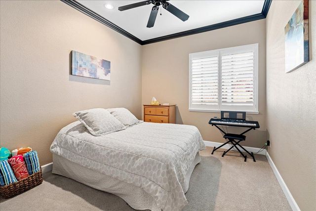 3621 Black Oak Dr, Rocklin, CA 95765