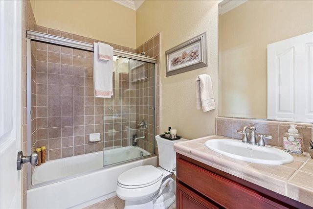 3621 Black Oak Dr, Rocklin, CA 95765