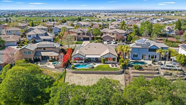 3621 Black Oak Dr, Rocklin, CA 95765