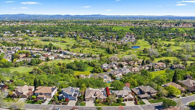 3621 Black Oak Dr, Rocklin, CA 95765