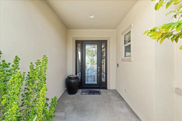 3621 Black Oak Dr, Rocklin, CA 95765