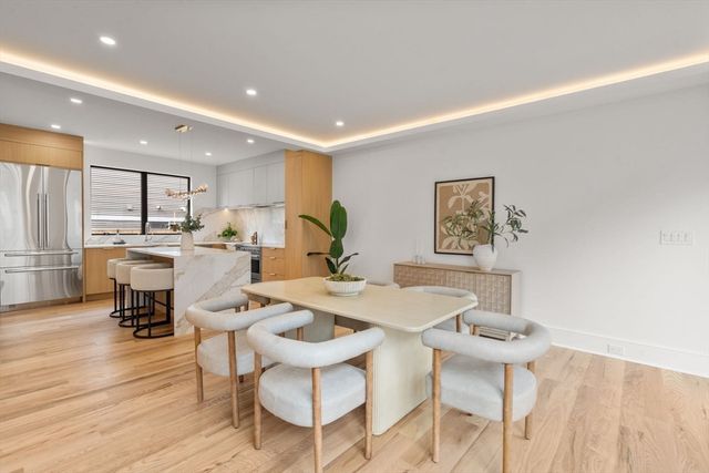 28 Keefe Avenue 28, Newton, MA 02464