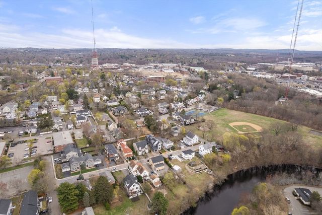 28 Keefe Avenue 28, Newton, MA 02464