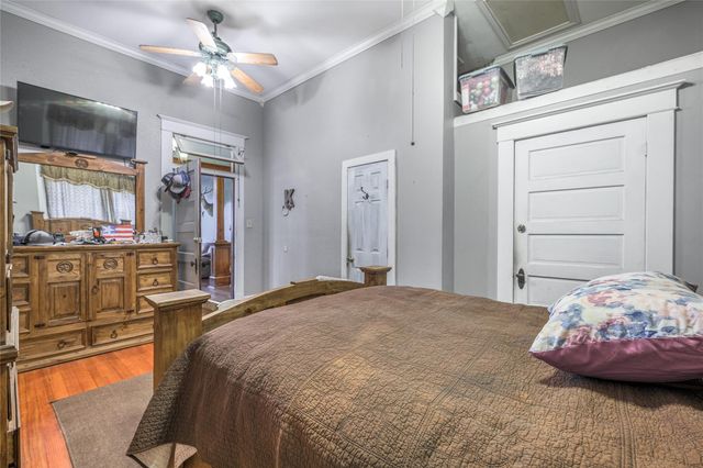 1000 N Park Street, Brenham, TX 77833