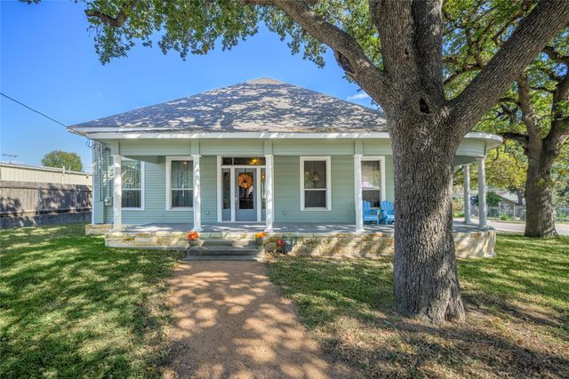 1000 N Park Street, Brenham, TX 77833