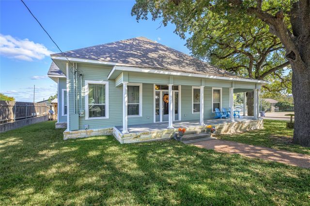 1000 N Park Street, Brenham, TX 77833