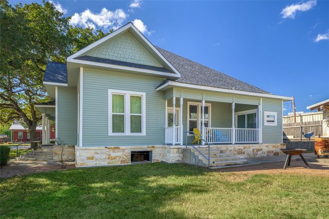 1000 N Park Street, Brenham, TX 77833