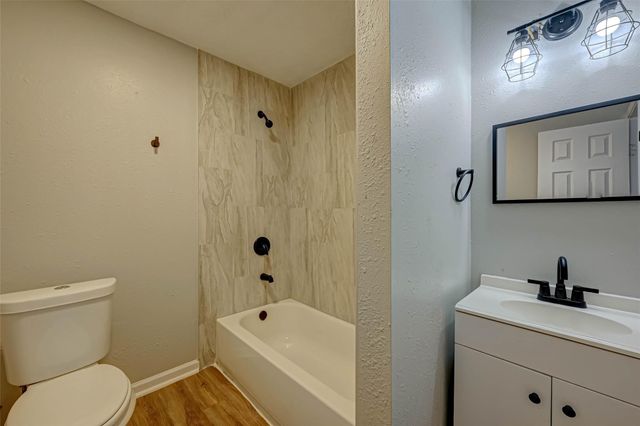 5102 Lyndhurst Drive, Houston, TX 77033