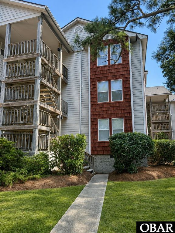 Image 1 of property listing at 700 W First Street, Kill Devil Hills, NC 27948