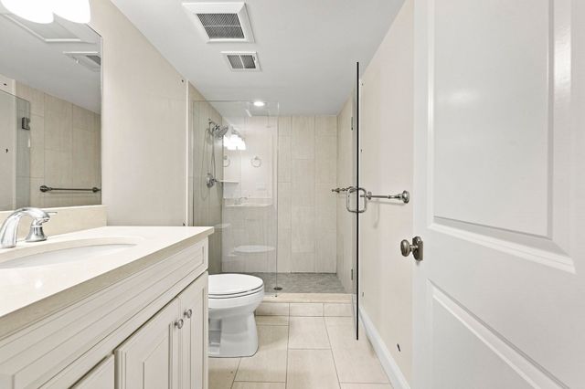 31 Kesseler Way, Newton, MA 02467