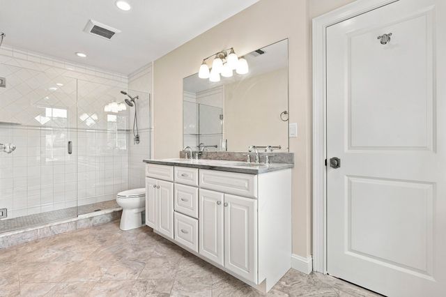 31 Kesseler Way, Newton, MA 02467