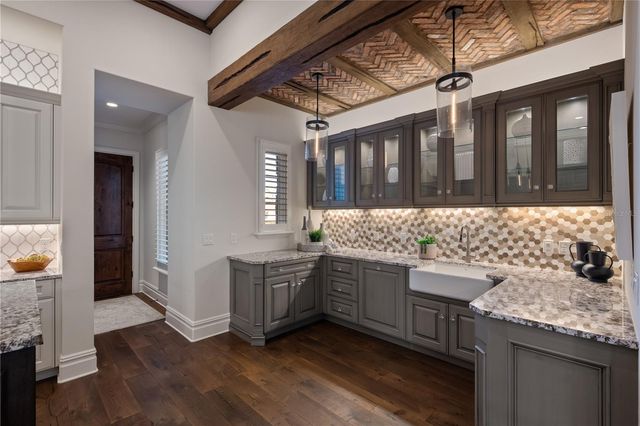 10443 LOS FELIZ DRIVE, Orlando, FL 32836