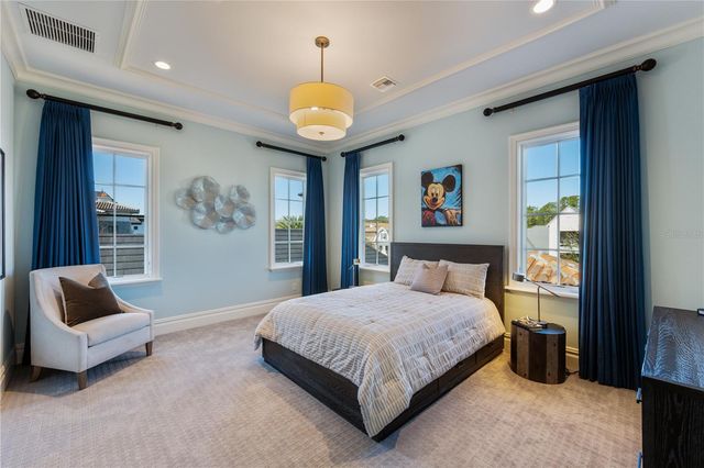 10443 LOS FELIZ DRIVE, Orlando, FL 32836