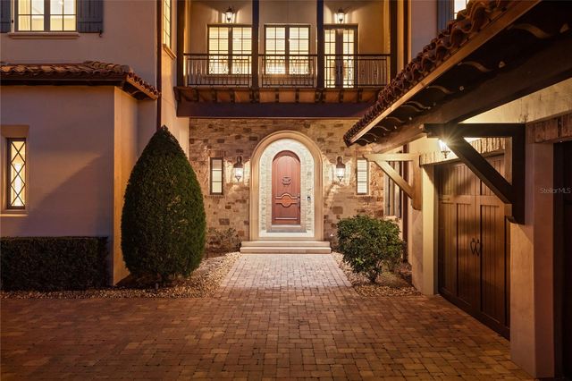 10443 LOS FELIZ DRIVE, Orlando, FL 32836