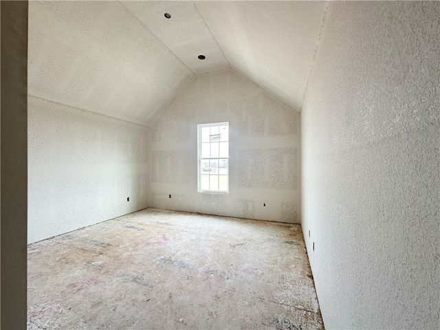 3000 Courtyard Street, Springdale, AR 72762