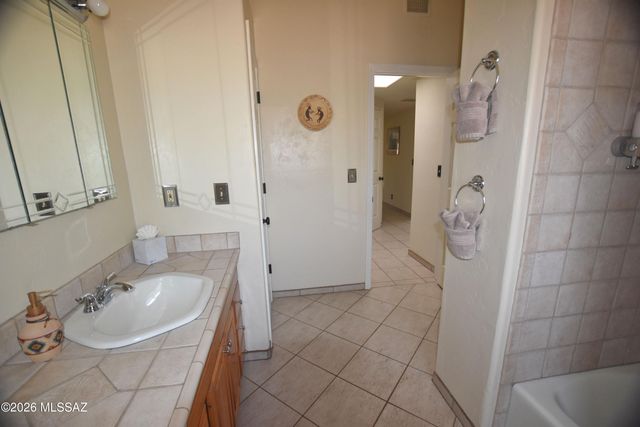 3040 S Donald Avenue, Tucson, AZ 85735