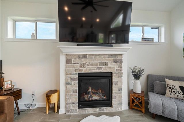 N8805 LAKESHORE DRIVE, Van Dyne, WI 54979