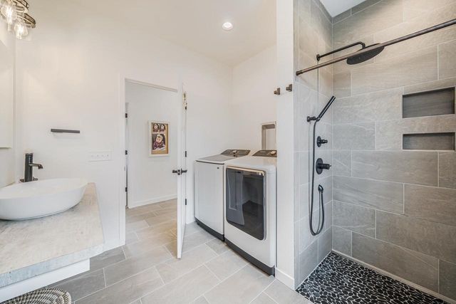 N8805 LAKESHORE DRIVE, Van Dyne, WI 54979