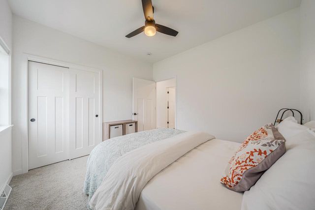 N8805 LAKESHORE DRIVE, Van Dyne, WI 54979