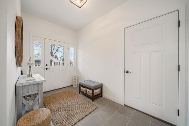 N8805 LAKESHORE DRIVE, Van Dyne, WI 54979