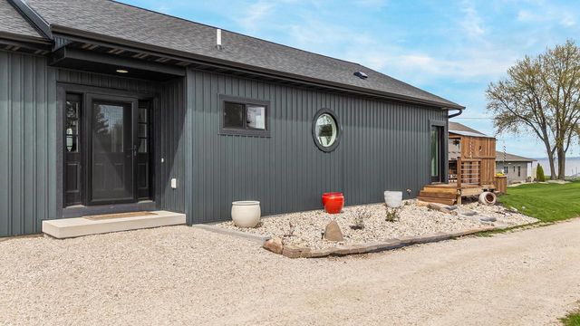 N8805 LAKESHORE DRIVE, Van Dyne, WI 54979