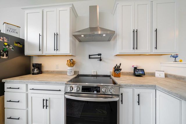 N8805 LAKESHORE DRIVE, Van Dyne, WI 54979