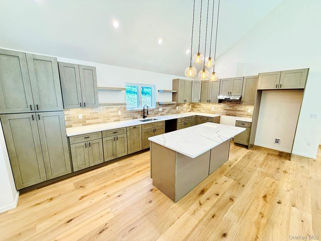 204 Country Road, Callicoon, NY 12723