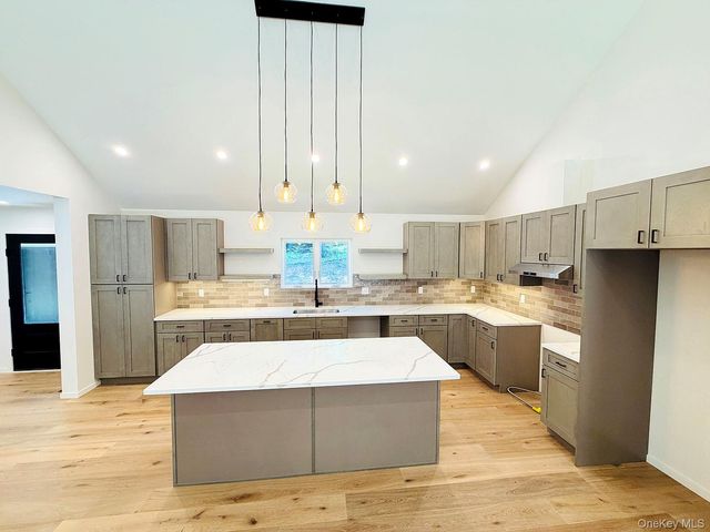 204 Country Road, Callicoon, NY 12723