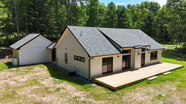204 Country Road, Callicoon, NY 12723