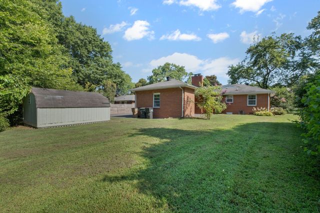 2503 Midvale Dr, Nashville, TN 37214