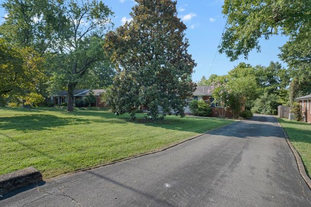 2503 Midvale Dr, Nashville, TN 37214