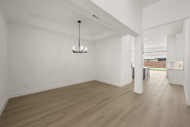 316 Autry Drive, Burleson, TX 76028