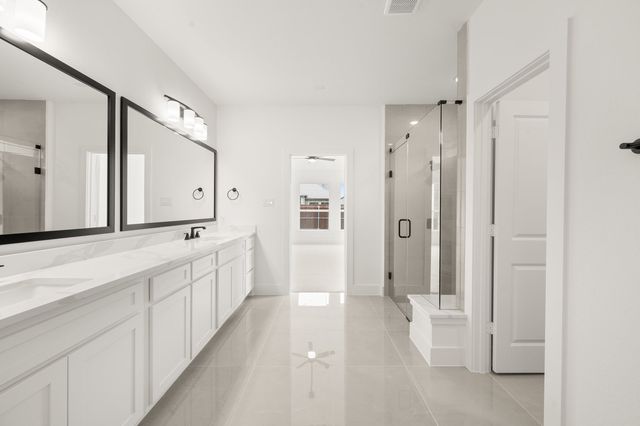 316 Autry Drive, Burleson, TX 76028