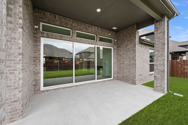 316 Autry Drive, Burleson, TX 76028