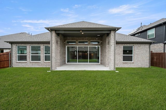 316 Autry Drive, Burleson, TX 76028