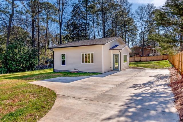 2651 Pangborn Road, Decatur, GA 30033