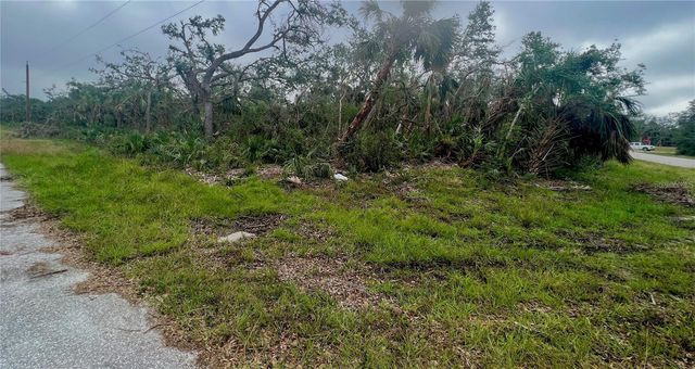 17073 CARLEEN AVENUE, Port Charlotte, FL 33948