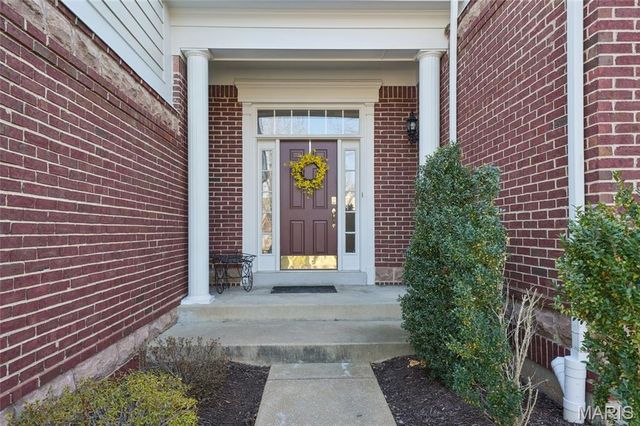 460 Shetland Valley Court, Chesterfield, MO 63005