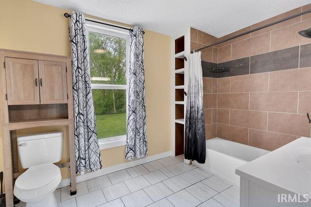 921 N 14Th Street, New Castle, IN 47362