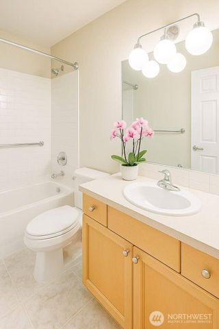 7928 NE 184th Street, Kenmore, WA 98028