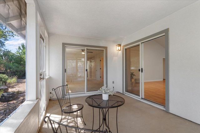 4330 Rising Mist Circle, Redding, CA 96001
